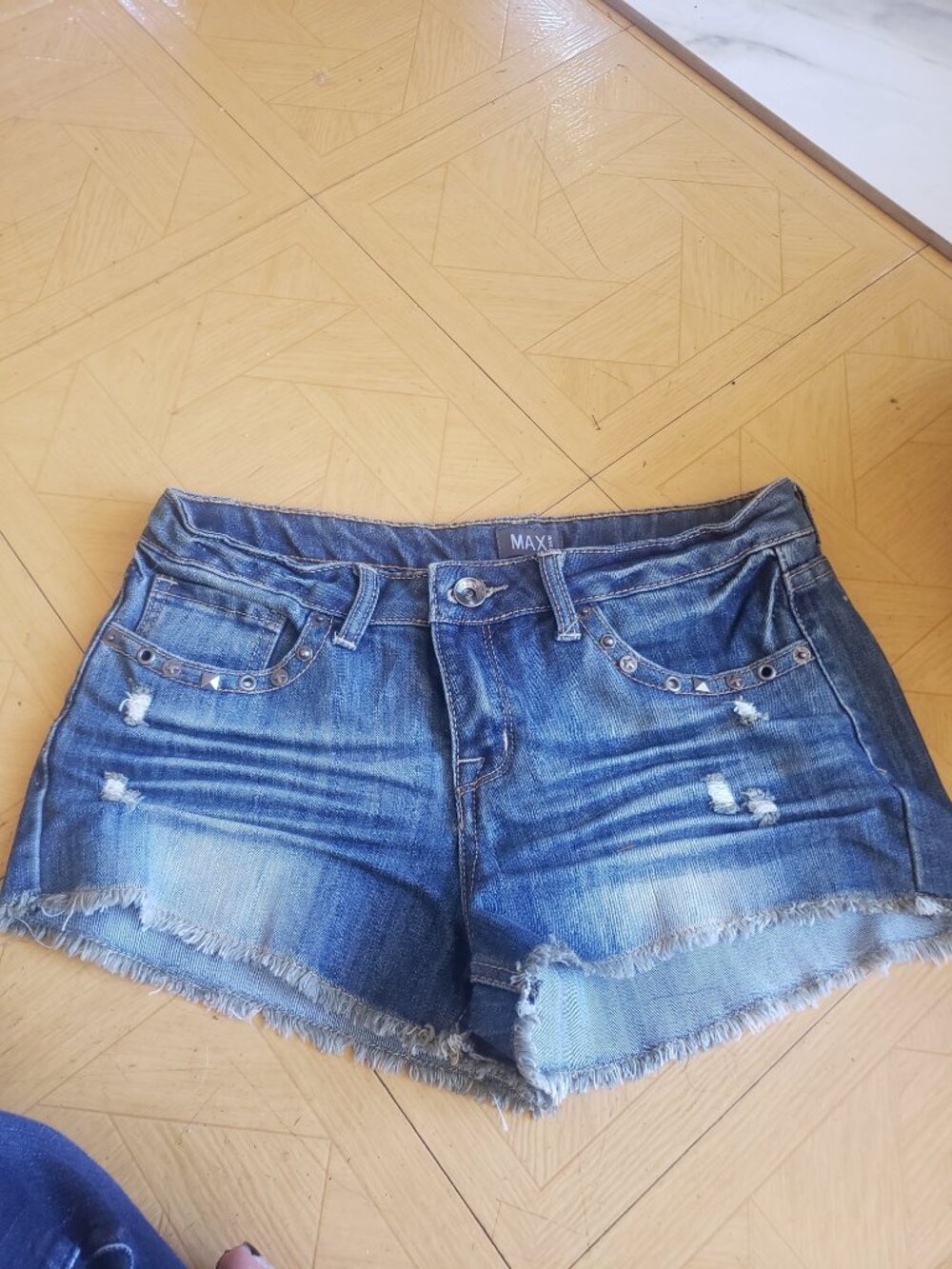 Maxi Rave Studded jean shorts Denim Size 11